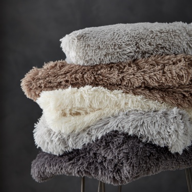 Cushions & throws